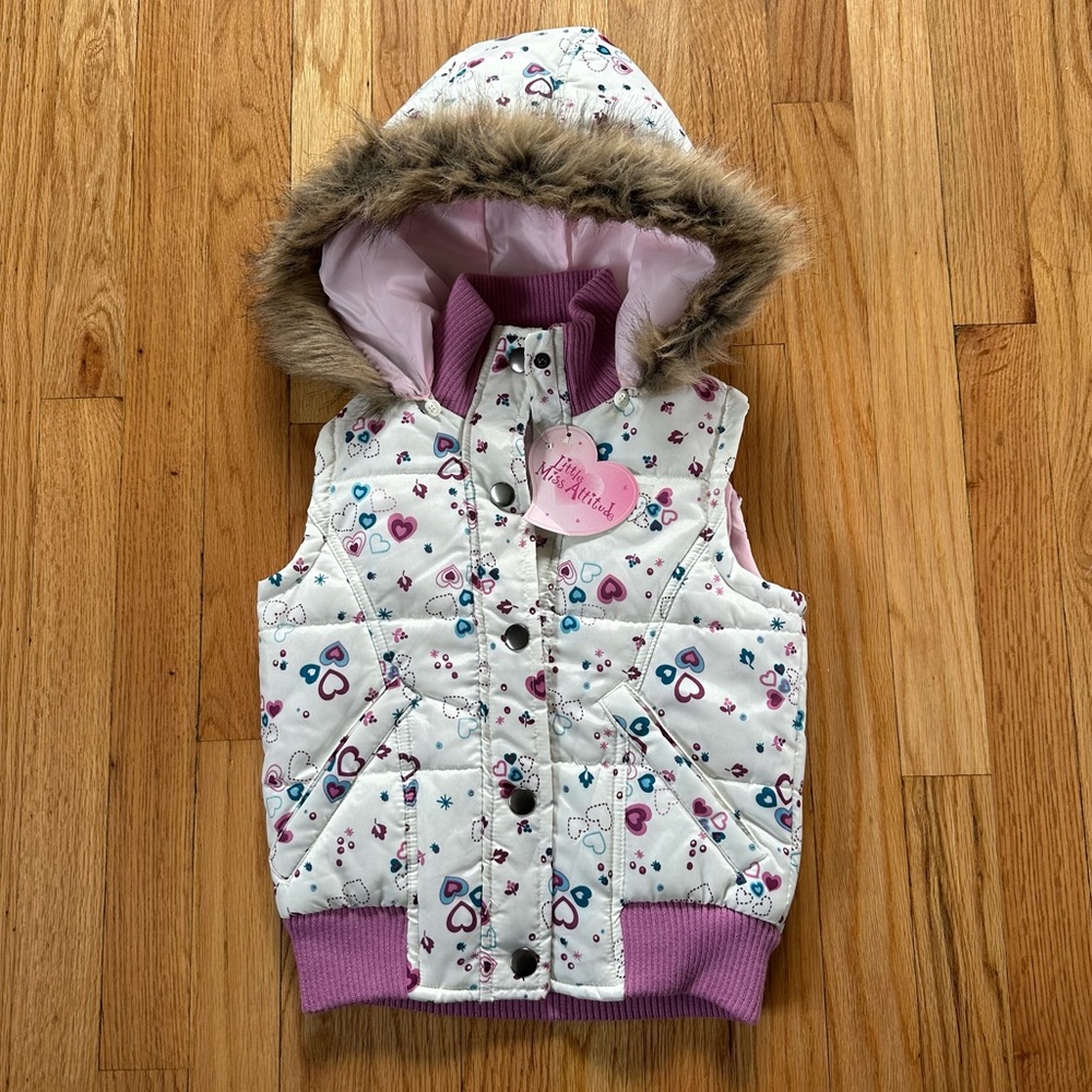 NWT Little Miss Attitude Faux Fur Hooded Vest Heart Print Sz M
